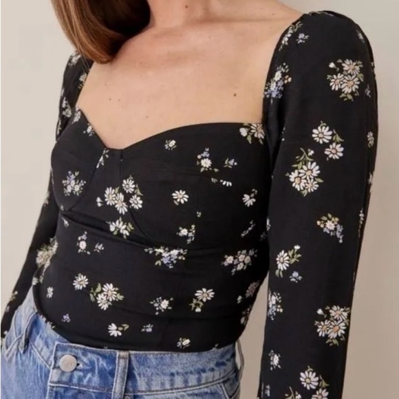 Reformation Reign Top - Picture 4 of 6